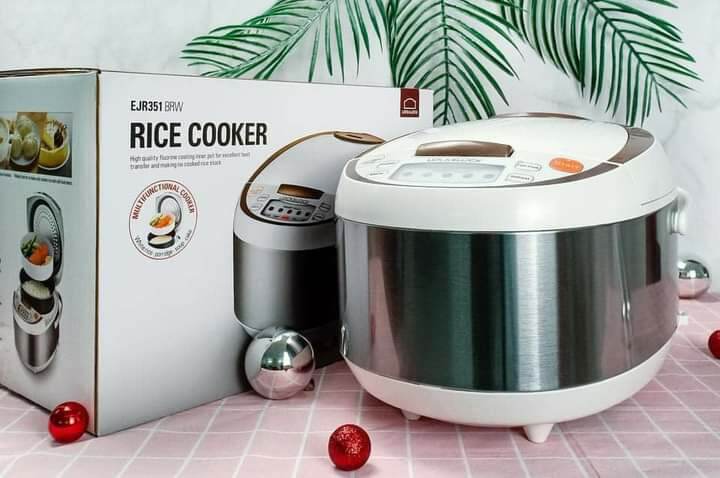 Nồi cơm điện tử Lock&Lock EJR351 1.8 lít