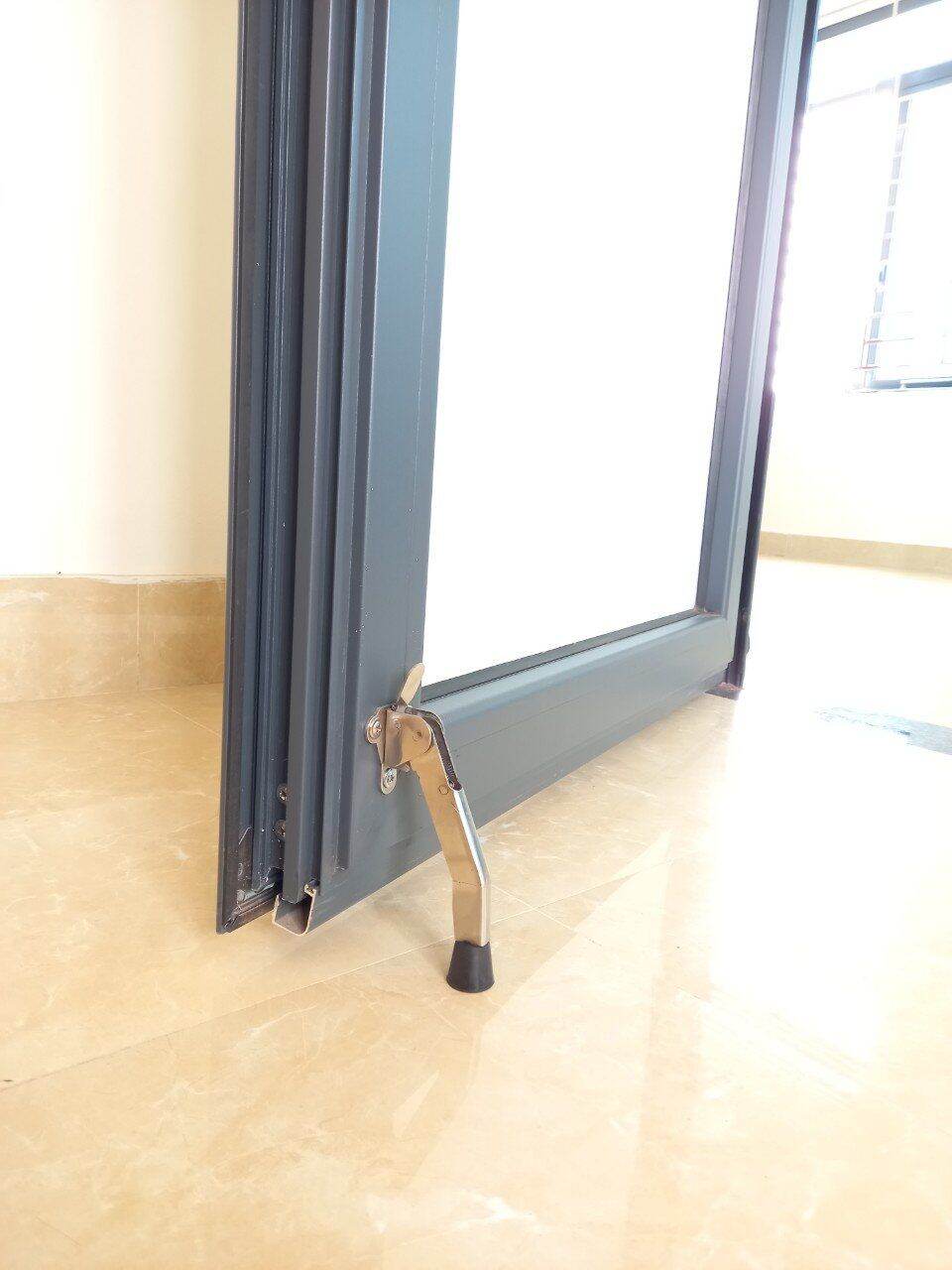 Móng ngựa chặn cửa Hoàng Long có lẫy gạt, Inox 304 lẫy gạt tiện dụng