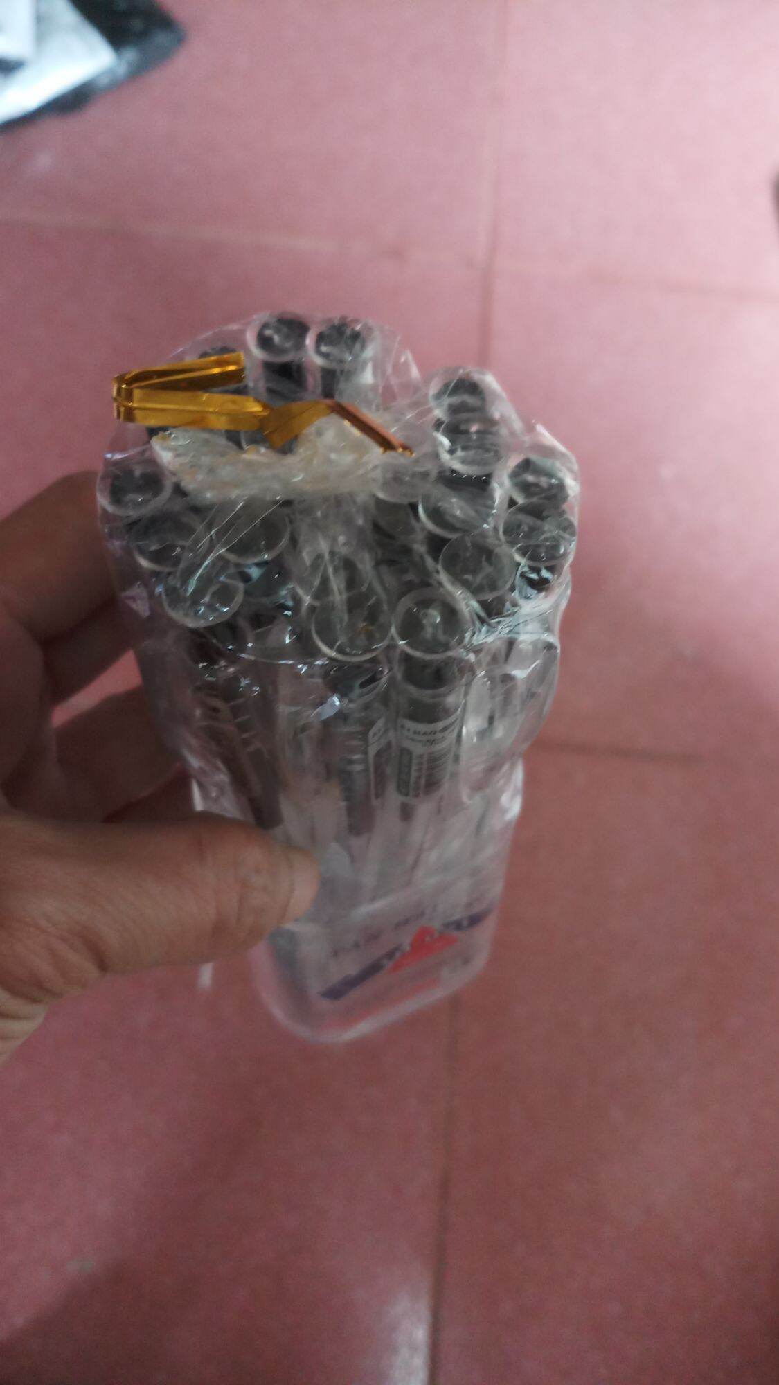 20 bút bi Tân Hải
