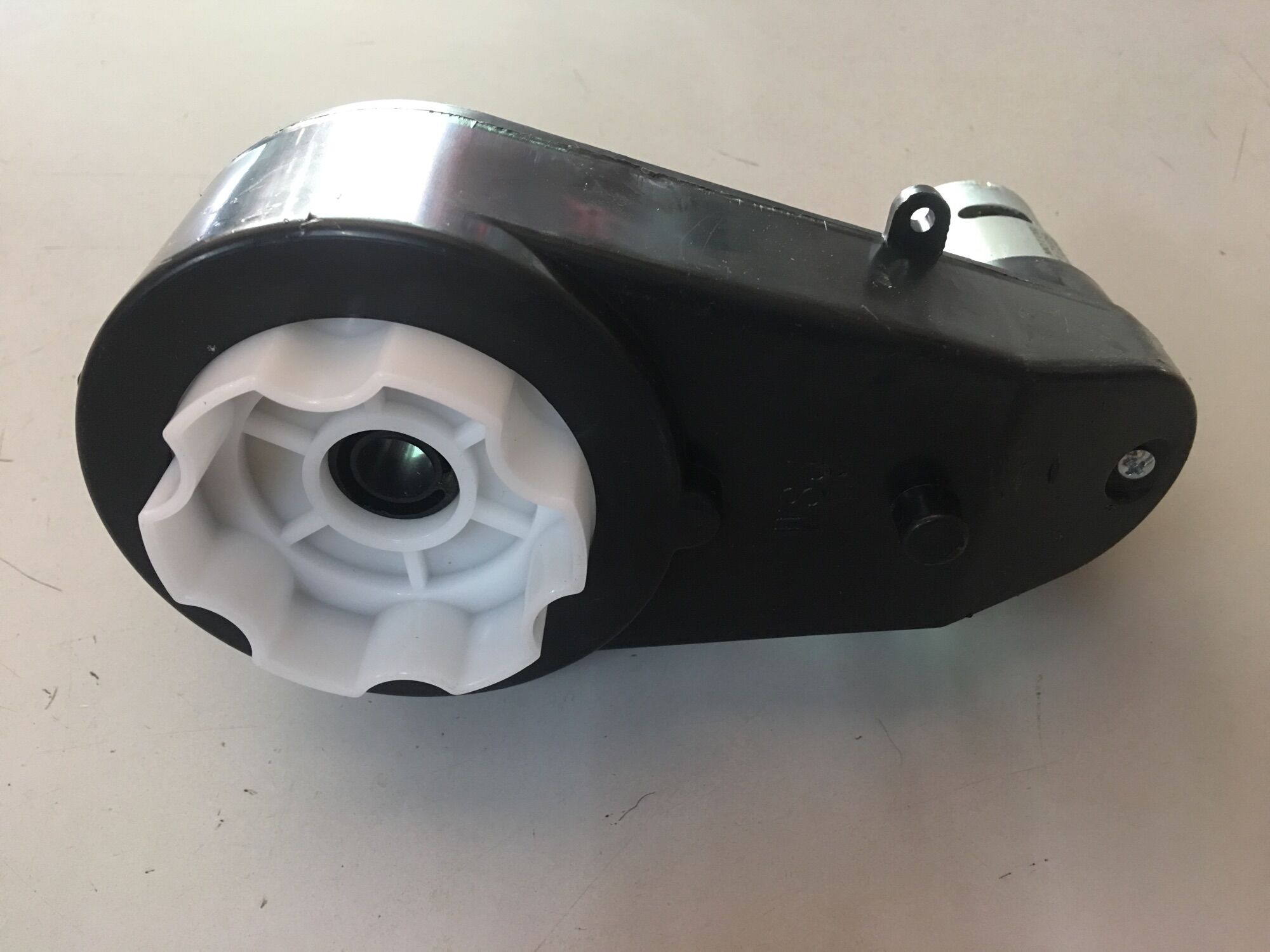 Bộ nhông động cơ 12v loại 12.000 vòng