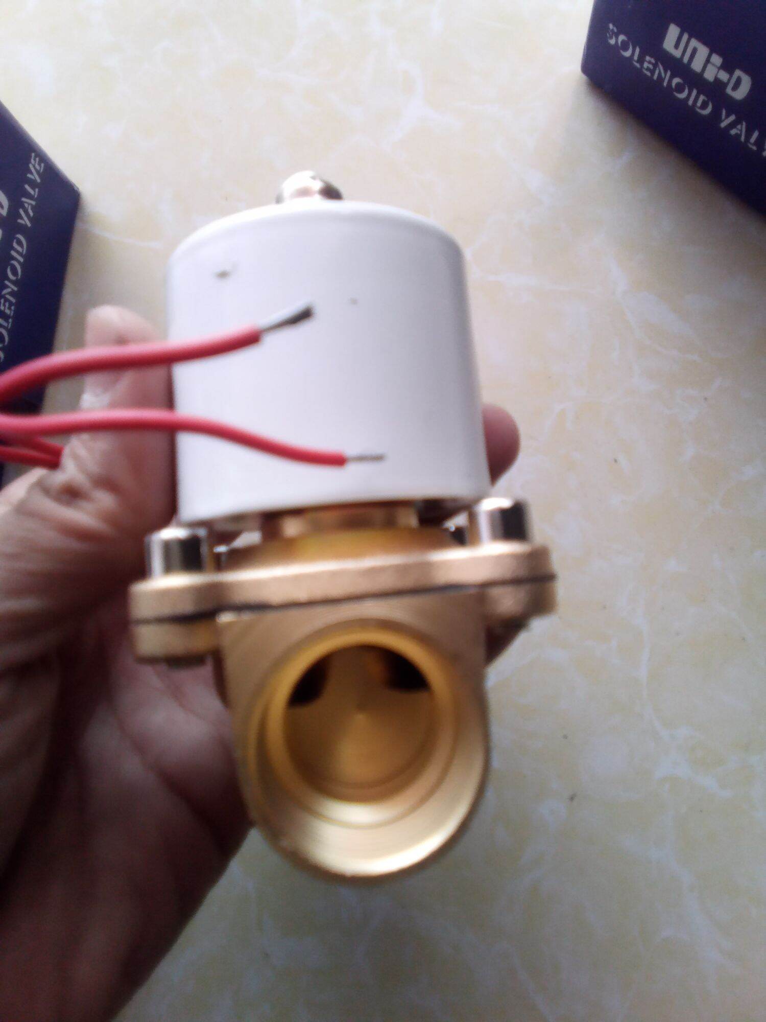 Van điện từ UNi-D Uw -20, Quận hút 220VAC, size 3/4