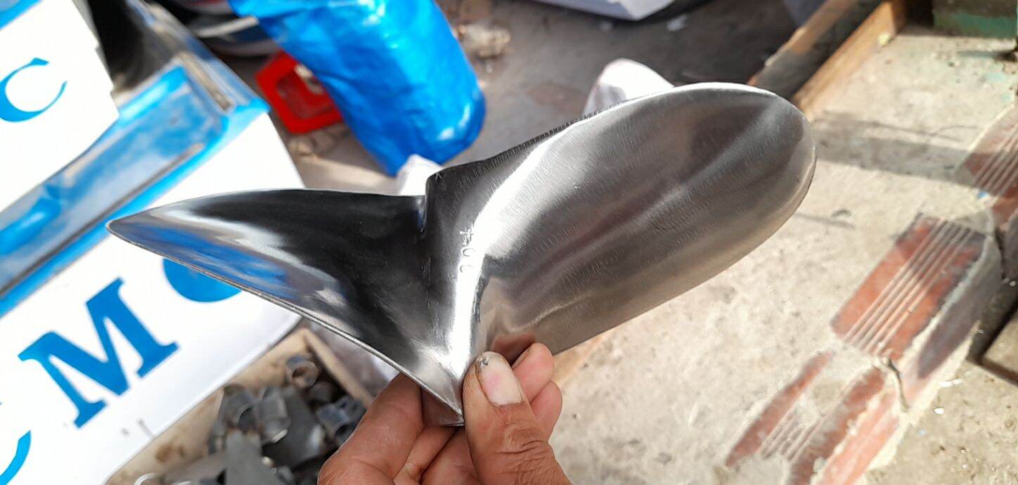 chân vịt thái ren 14 dùng máy xăng cốt xéo từ 6.5hp đến 7.5hp được sữa sẵn