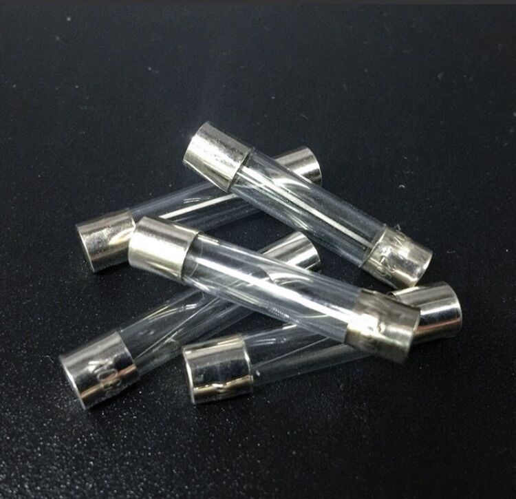 72 Cái Cầu Chì Thuỷ Tinh 0.5- 30A 6x30mm