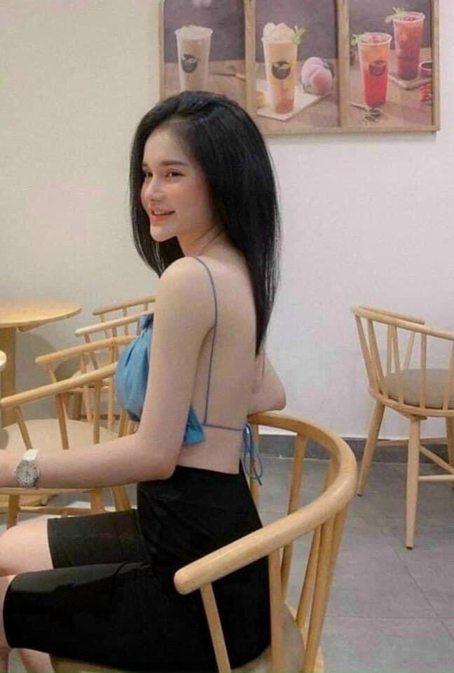 Áo croptop ống cột dây kèm mút ngực