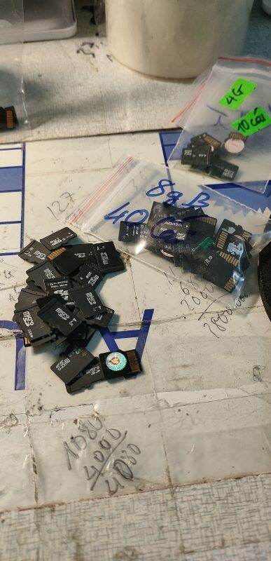 Thẻ nhớ 4Gb chính hãng bóc máy