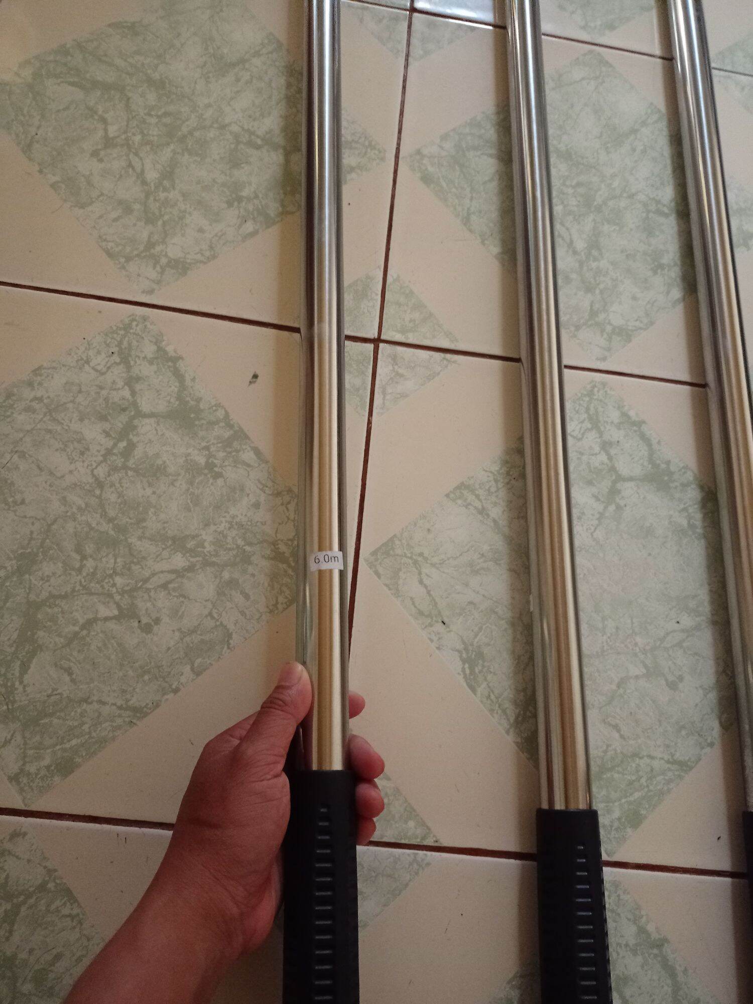 sào inox 6m rút ngắn được còn 1,4m