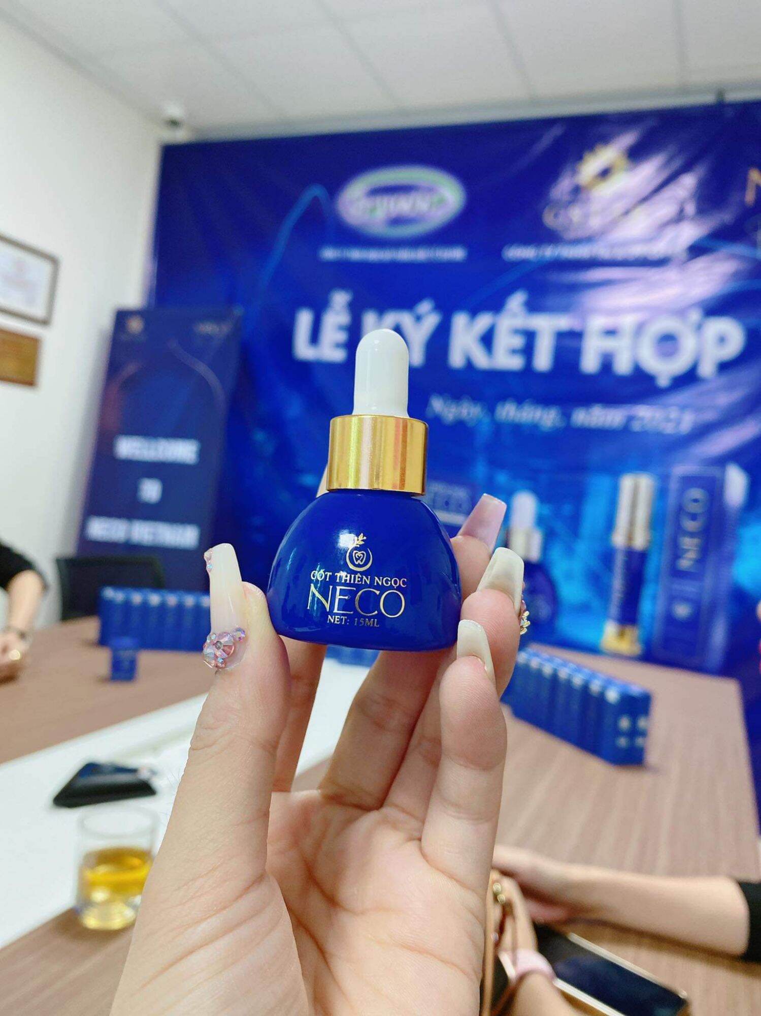 CỐT THIÊN NGỌC NECO