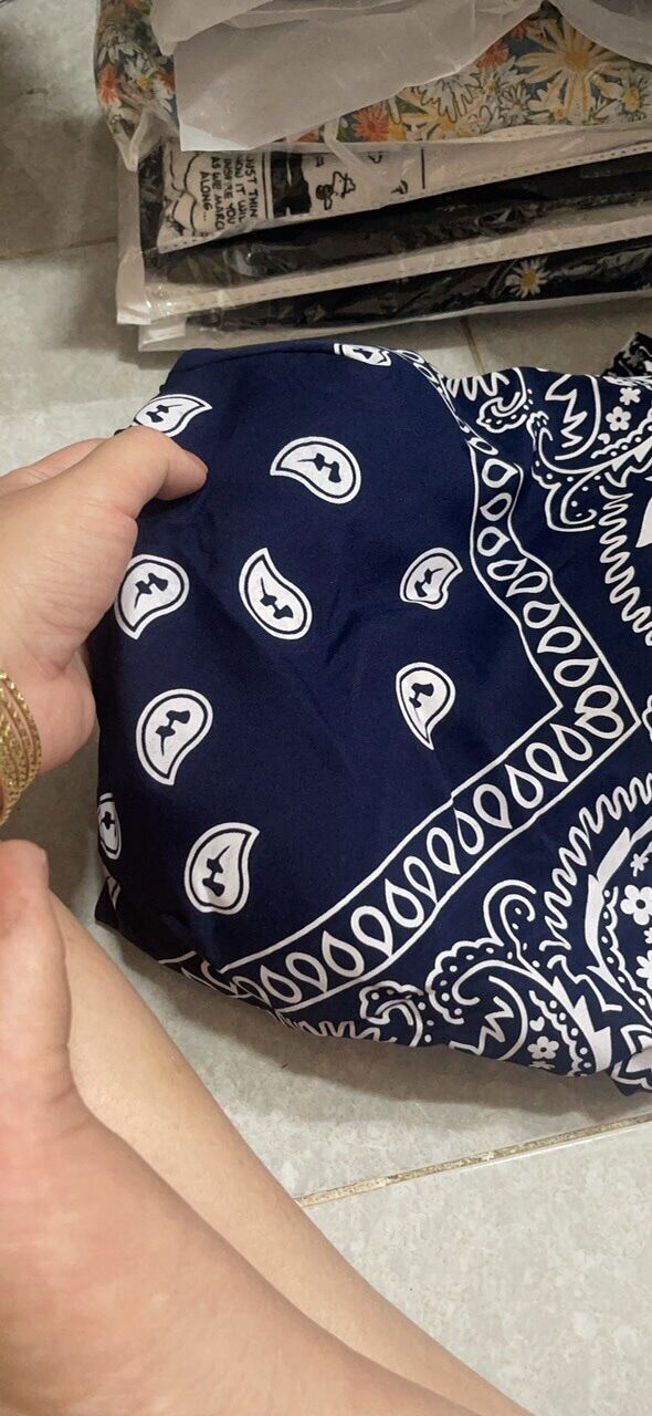 ÁO YẾM THỔ CẨM