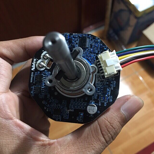 Motor nidec không chổi than chế quạt