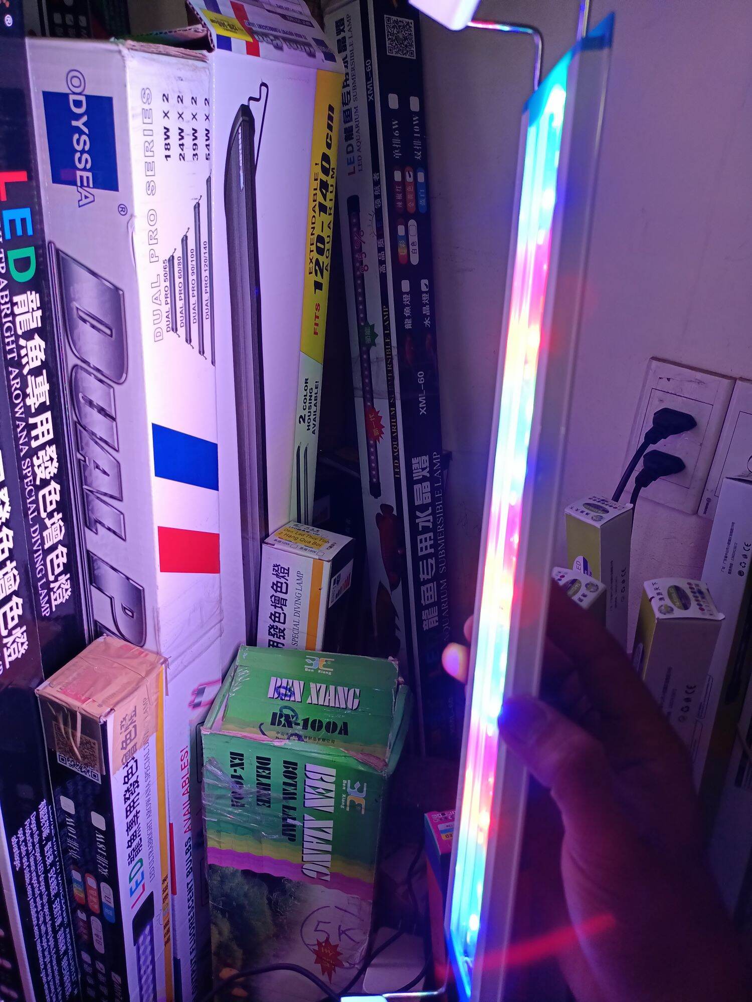Đèn Thủy Sinh Quanglong Đổi Màu 80 - 90cm