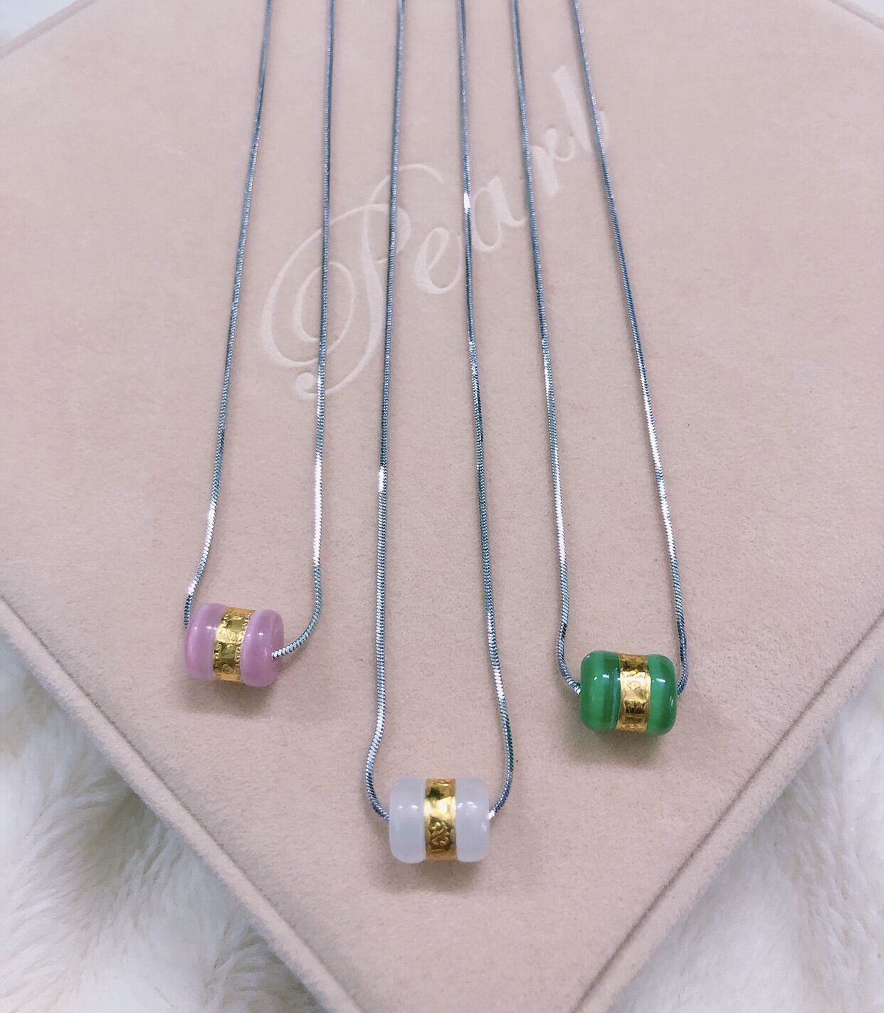 Lu thống bạch ngọc dát vàng 24k làm mặt dây đeo tay đeo cổ phong thuỷ