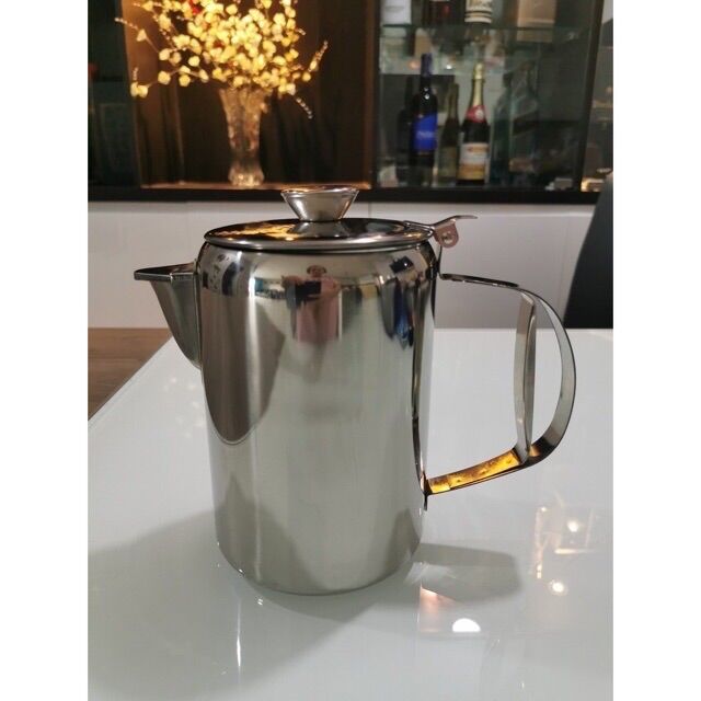 Ca Đánh sữa đựng trà có nắp 2L