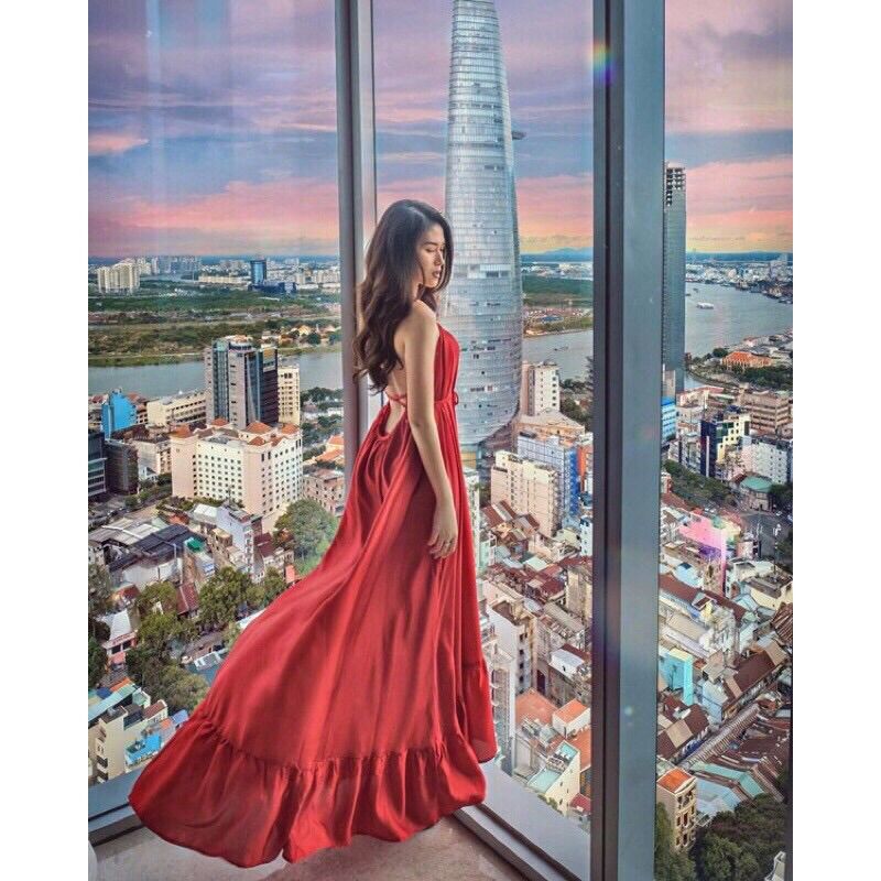 Đầm maxi hở lưng đuôi cá sống ảo
