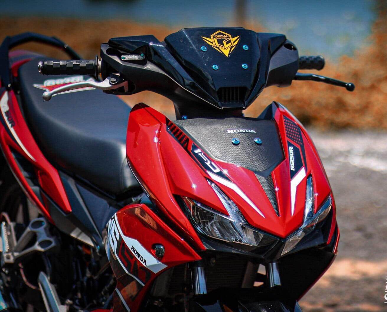 Tem xe WinnerX , tem rời cao cấp dán xe đỏ , xe đen
