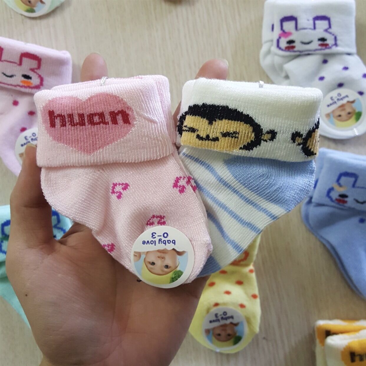Tất len cổ bẻ mùa đông cho bé sơ sinh 0-5 tháng
