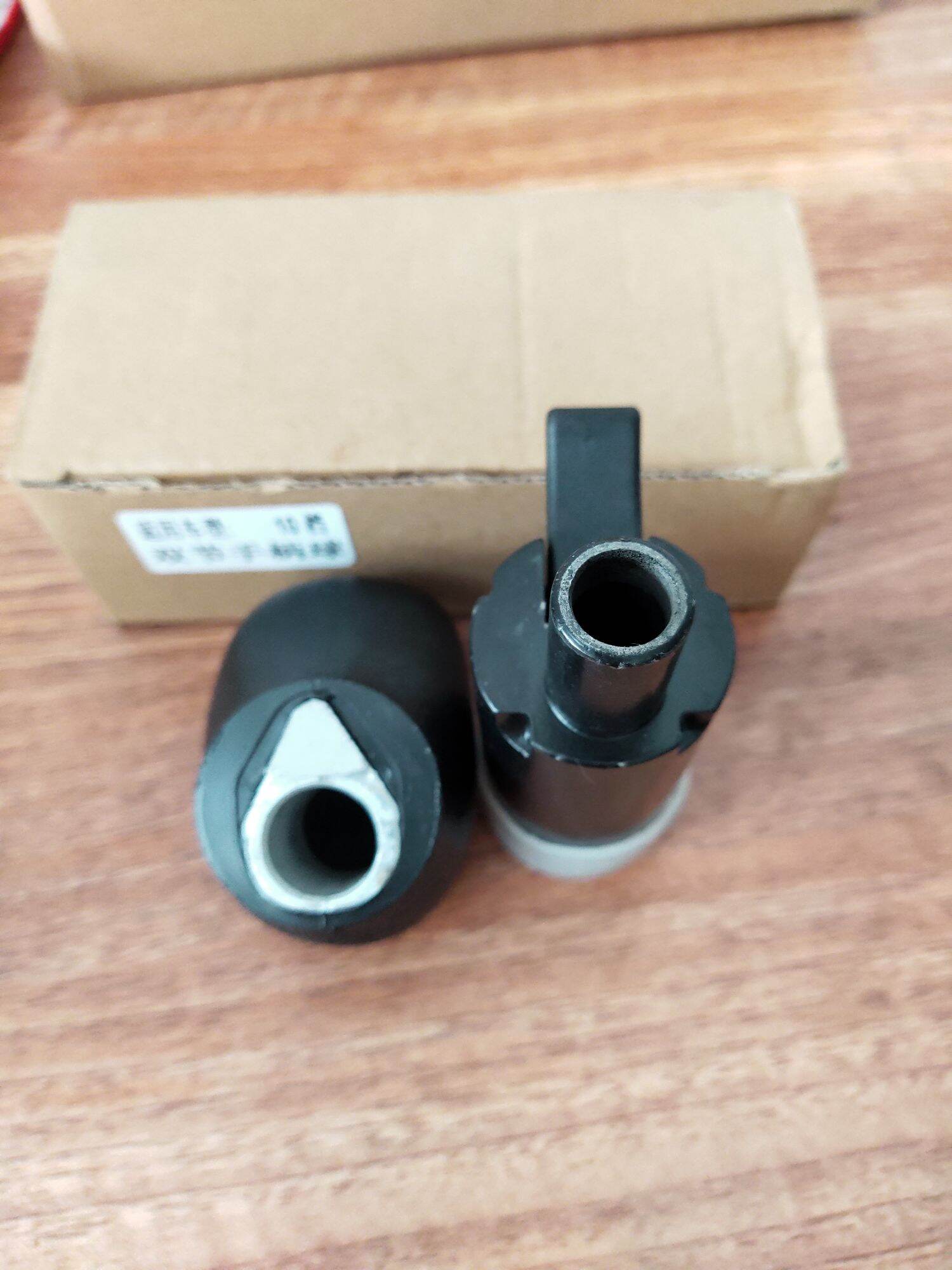 Quả đấm số 10 số xe tải Shacman