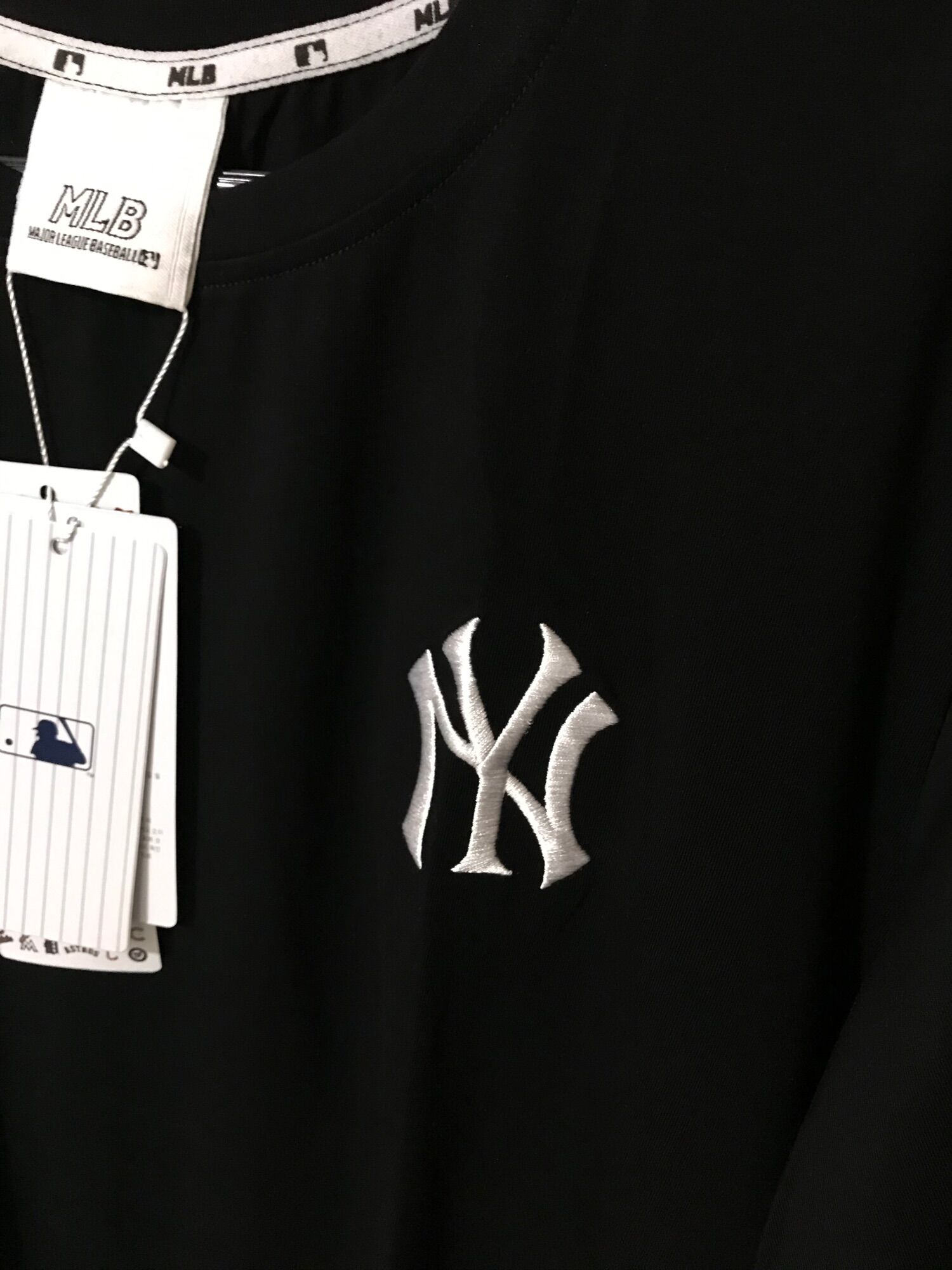 ÁO MLB CHÍNH HÃNG CAO CẤP
