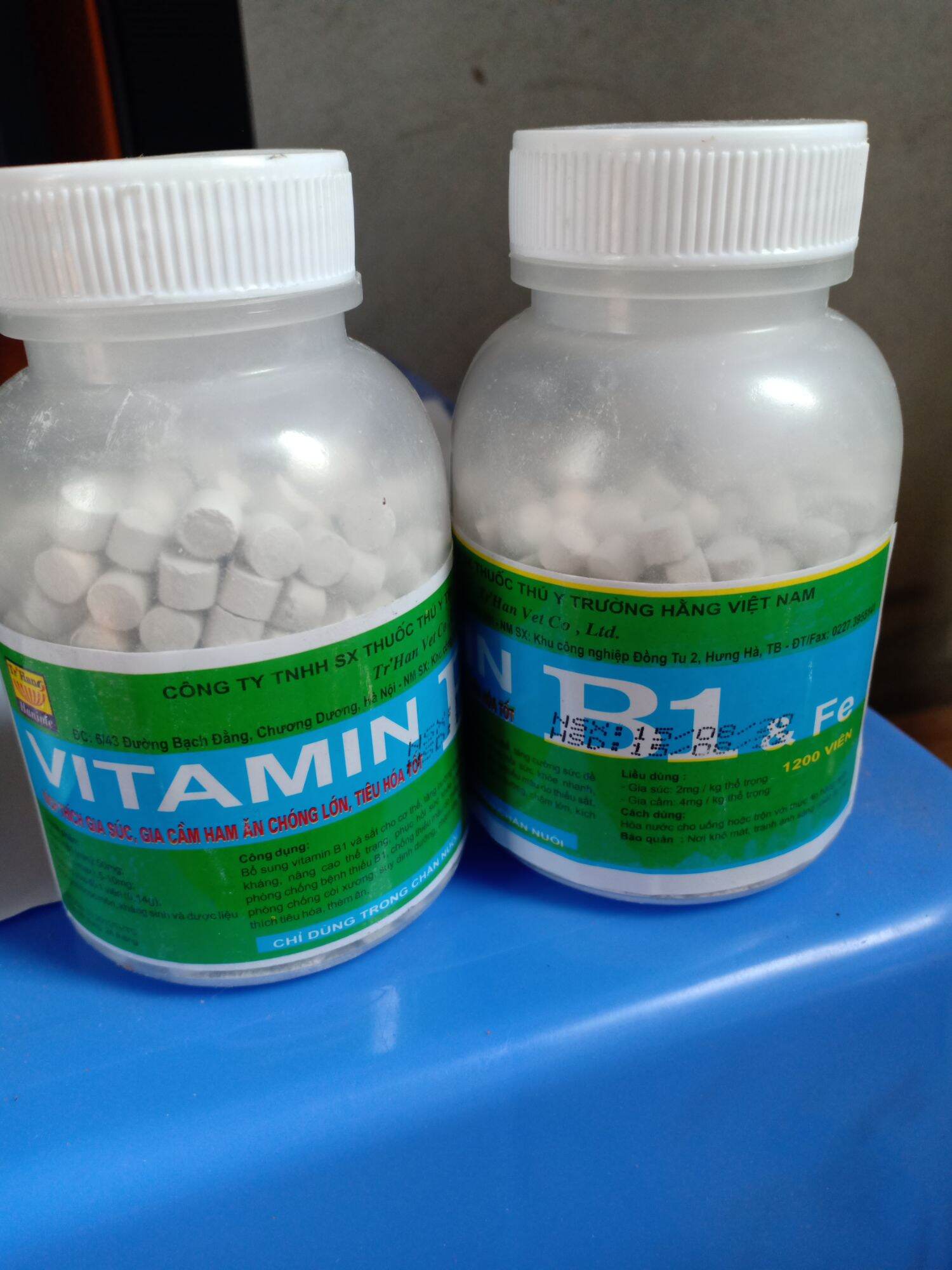 Vitamin b1 1 lọ 1200 viên- kích thích tăng trọng ( combo 3lọ*1200viên)