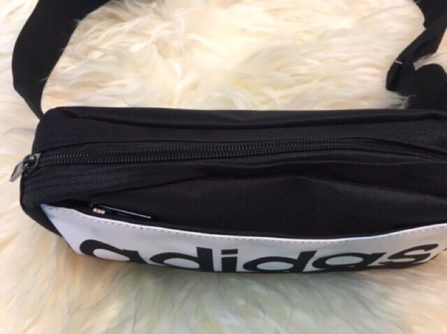 Túi đeo chéo Adidas cá tính