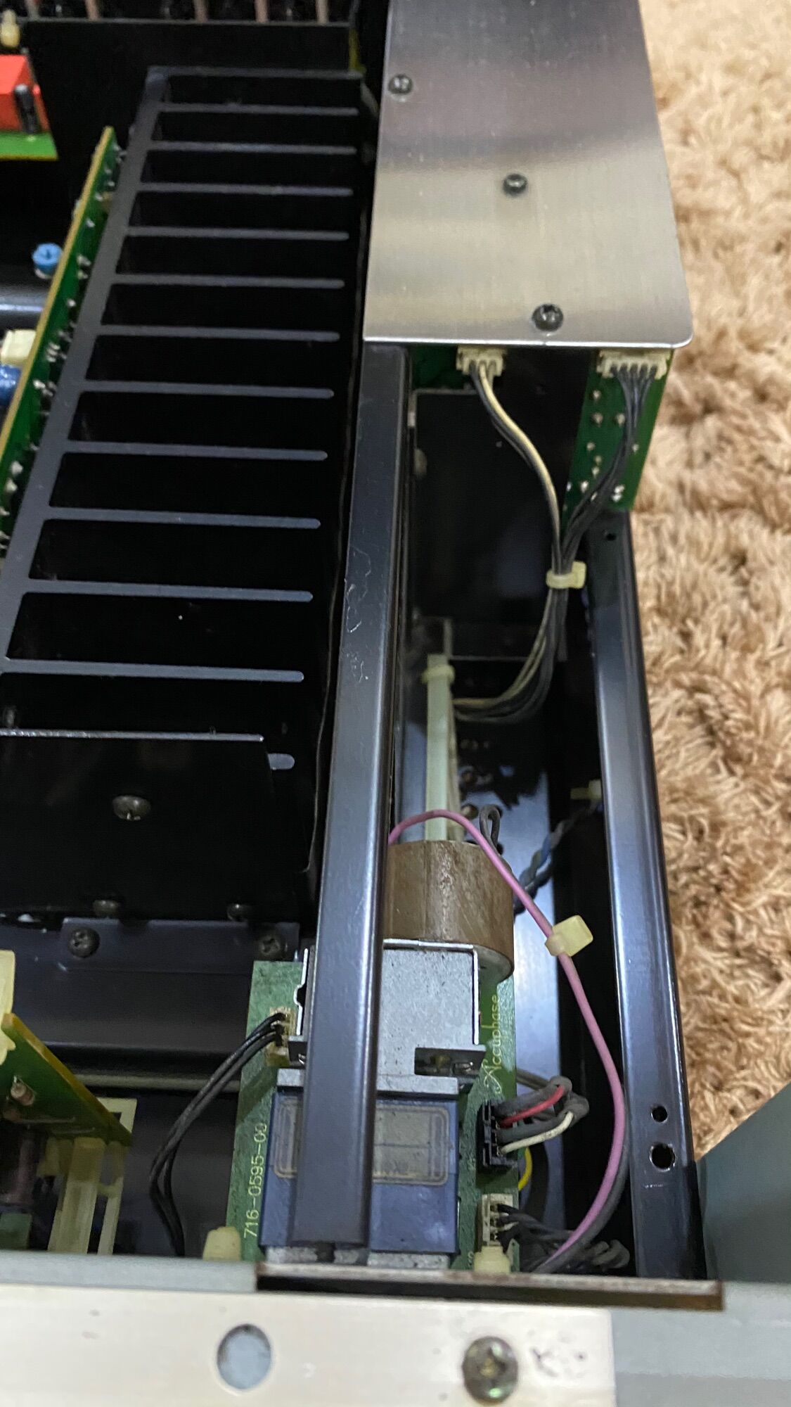 Amply Accuphase E-212