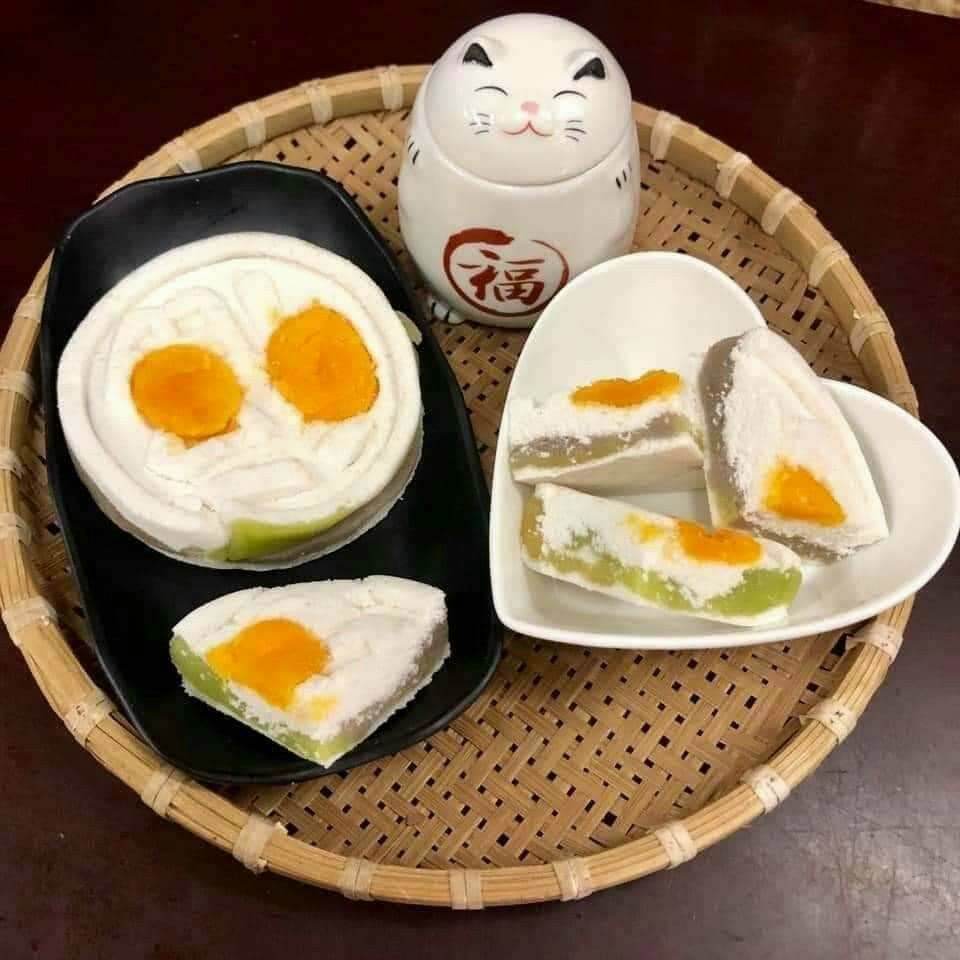 Bánh in nhân trứng muối 4 cái