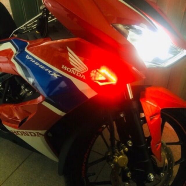 Xi nhan trước l23 xe winner x