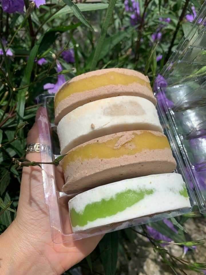 Bánh in nhân trứng muối 4 cái