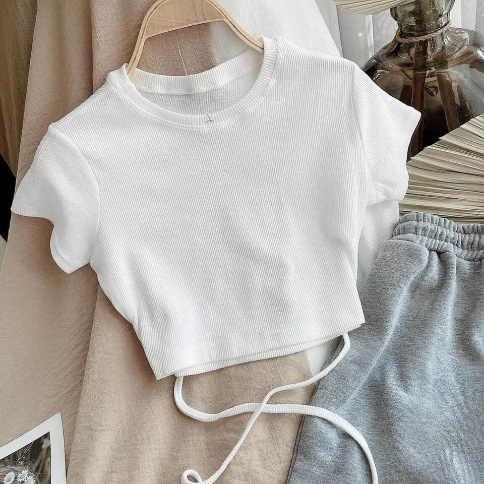 CROPTOP ÁO THUN KIỂU HỞ EO QUẤN DÂY