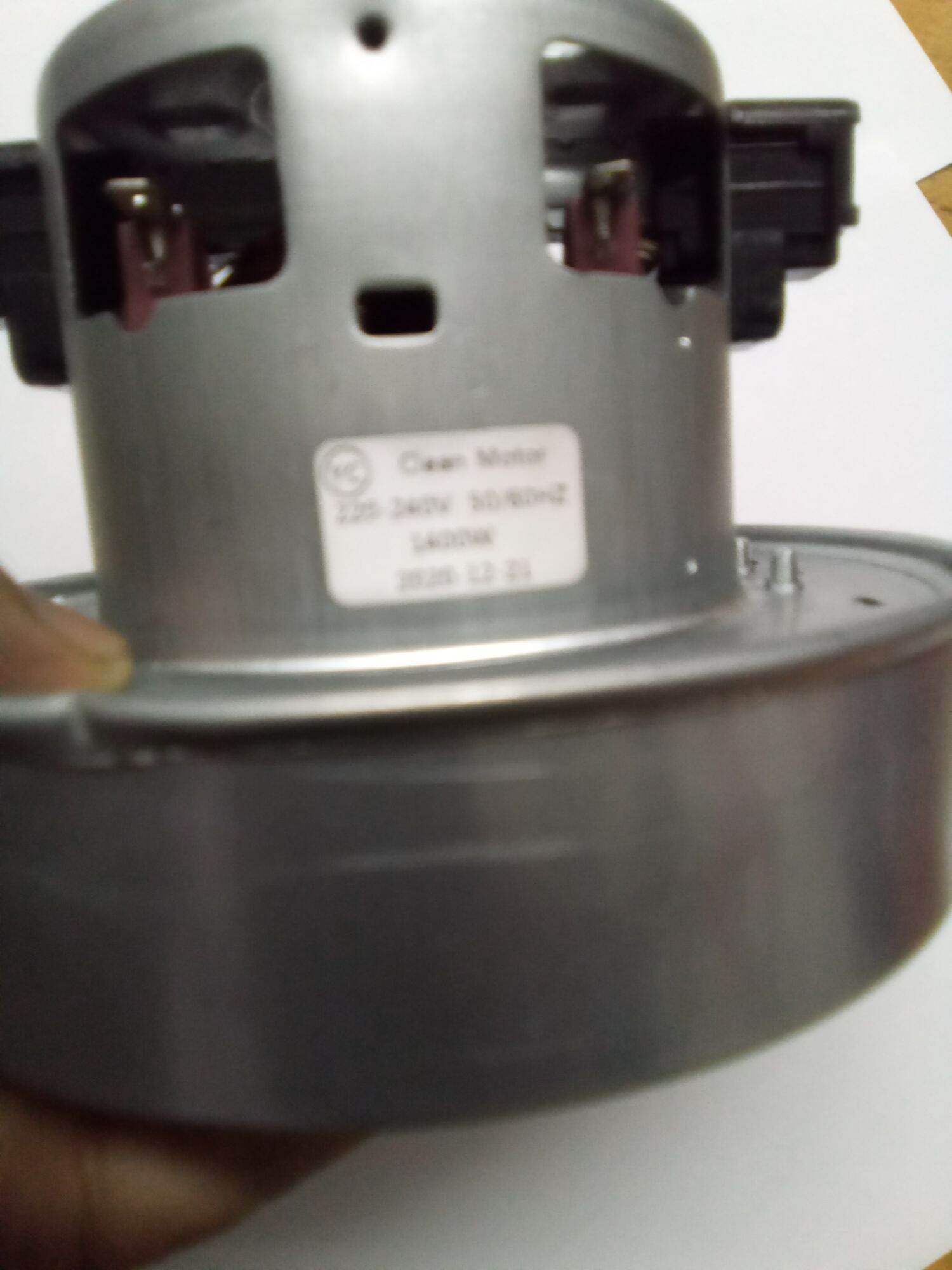 Mo to may hut bui 1400w bau 13.5cm