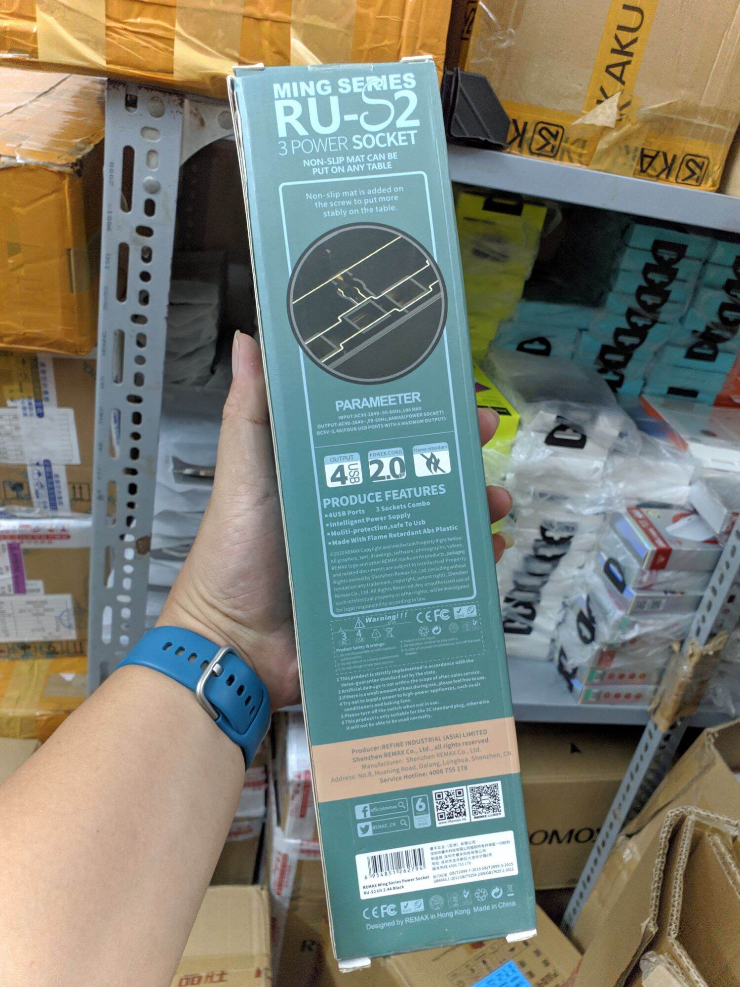 Ổ điện Remax RU-S2 4 cổng sạc USB