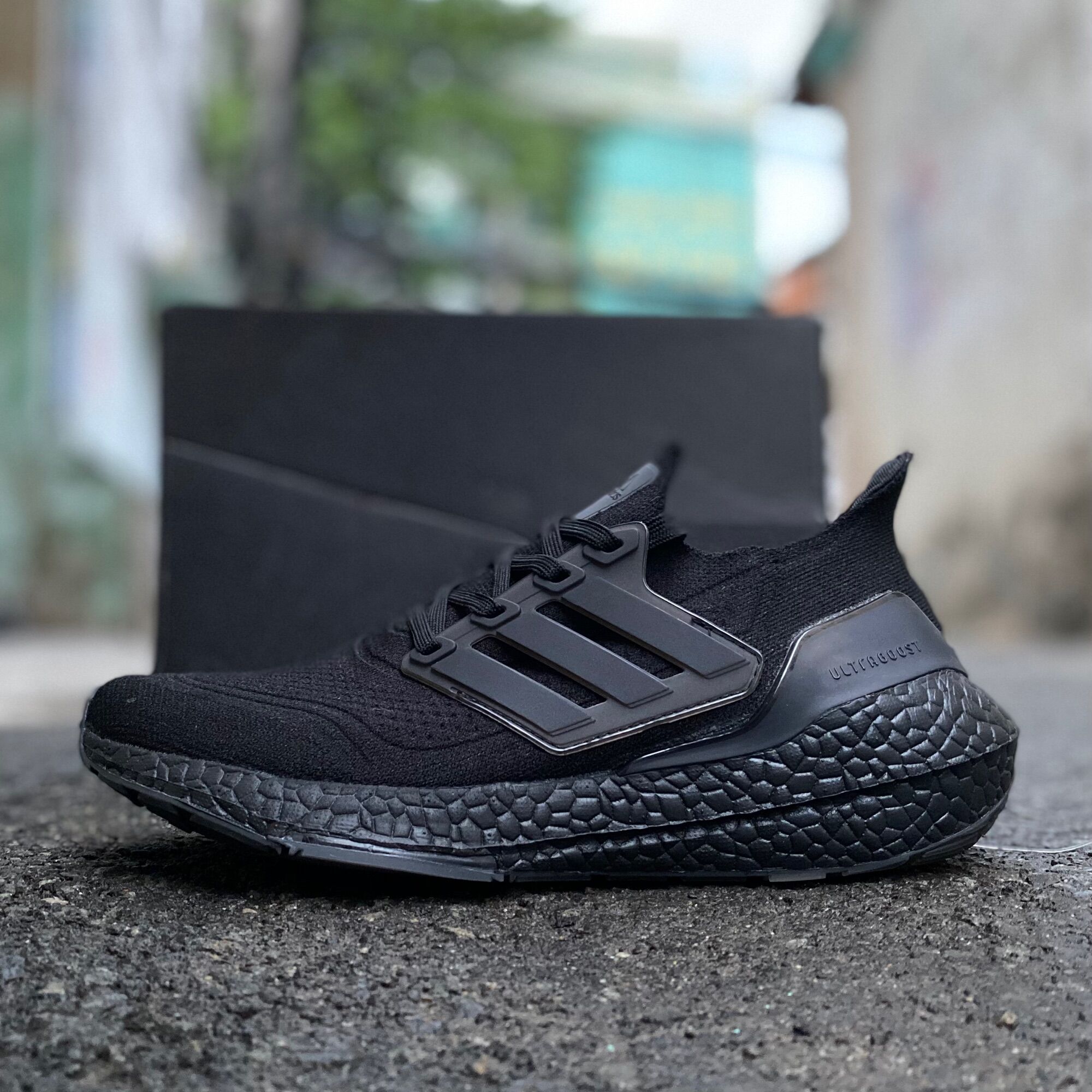 Giày thể thao ultraboost đen full nam