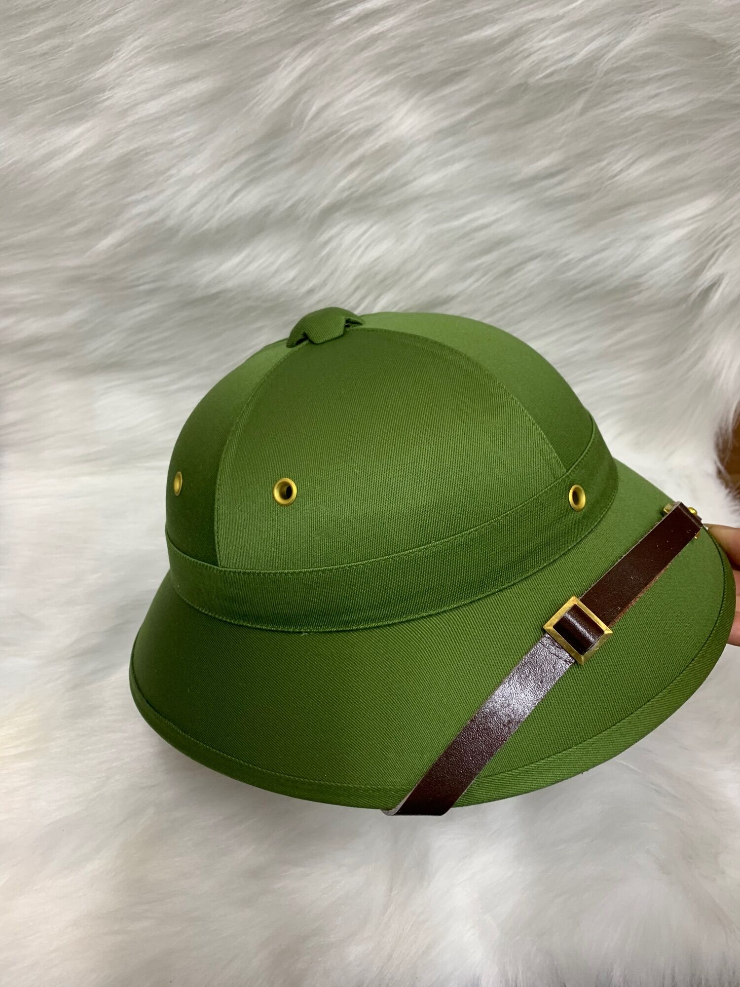 MŨ CỐI CỐT CAO CẤP. RƠI RỚT KHÔNG VỠ. LÒNG VÀNG. VẢI PHÍT CHỐNG THẤM CHỐNG PHAI