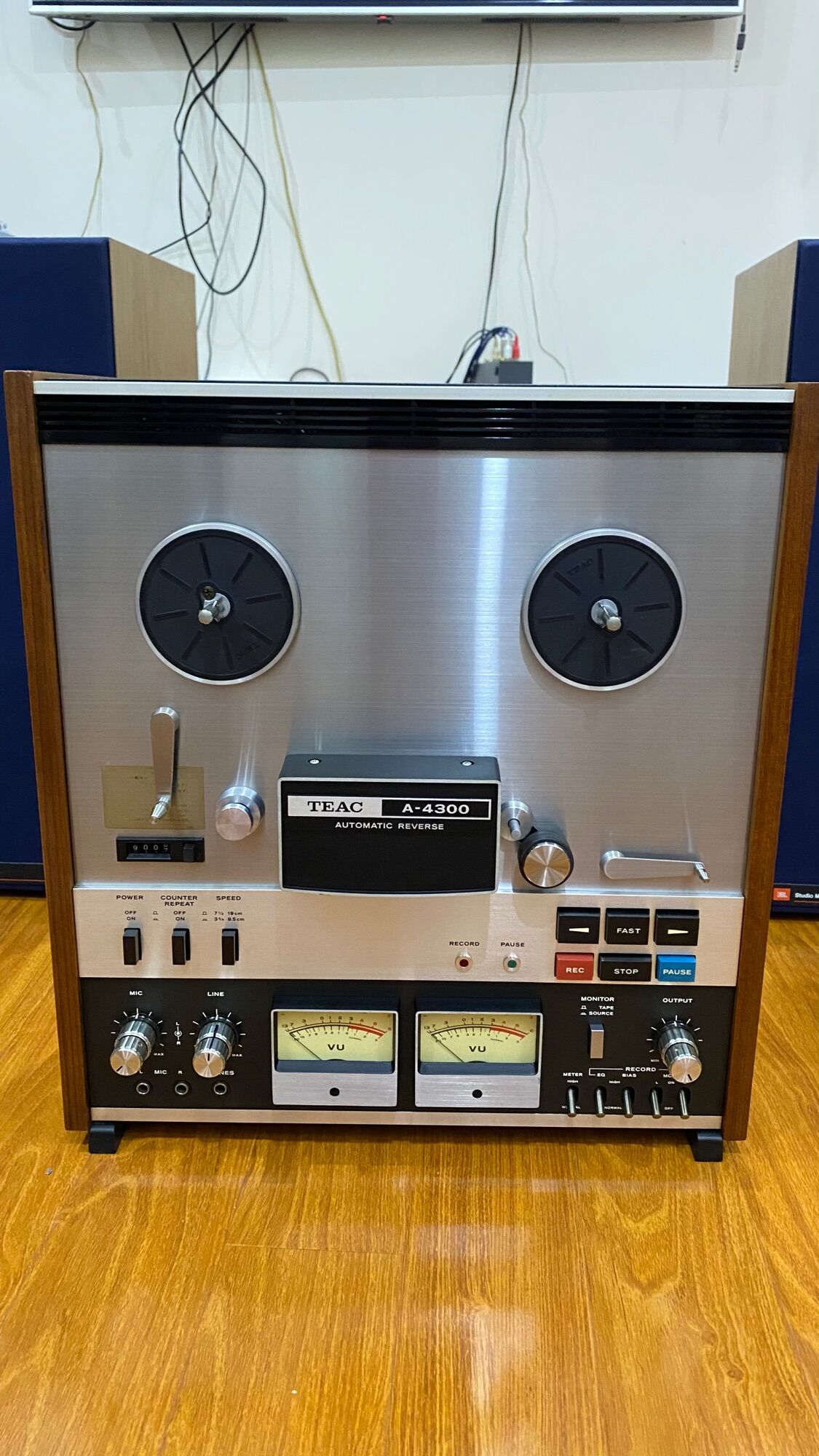 Loa Thùng TEAC S-300NEO