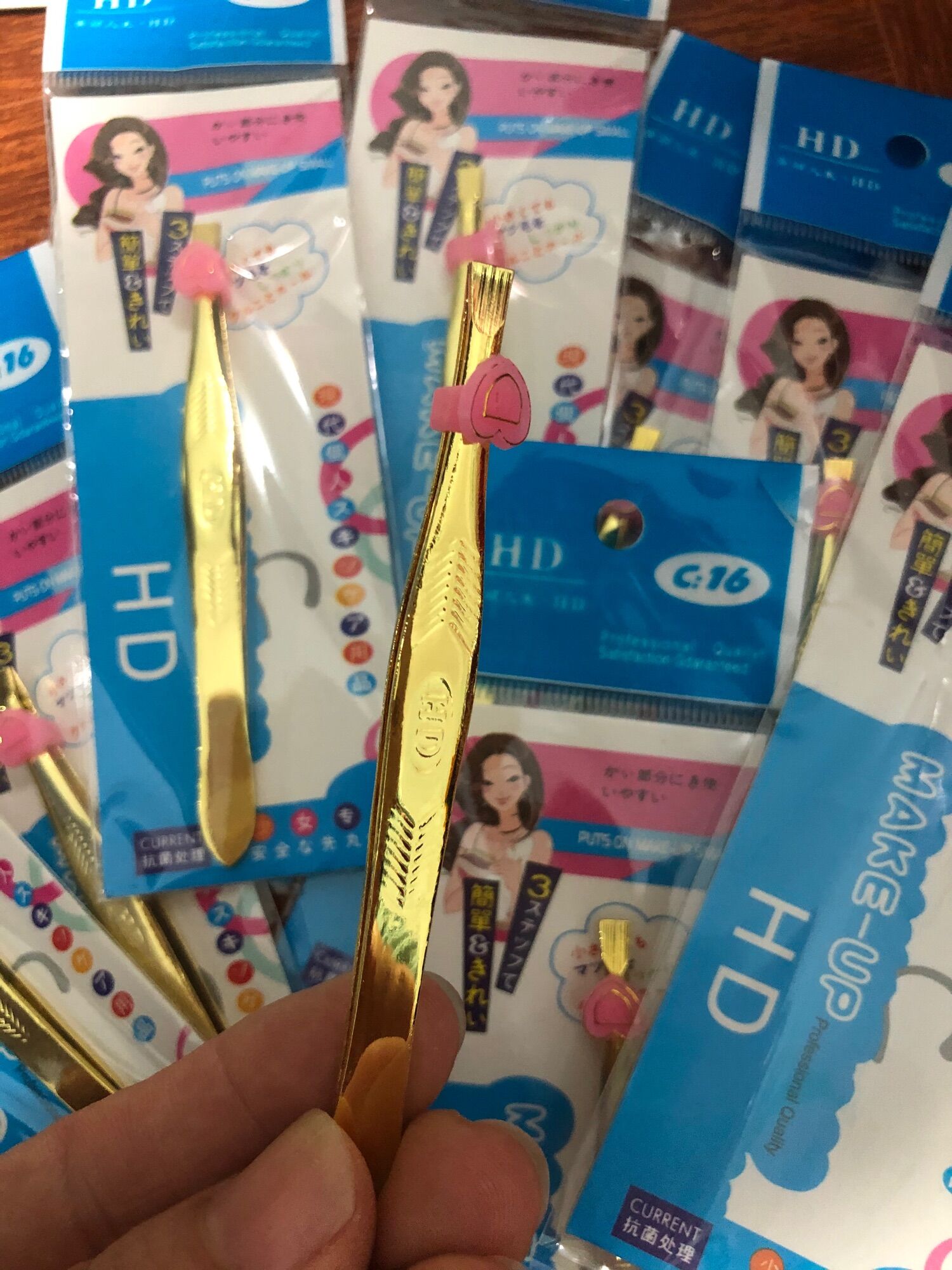 Nhíp Vàng Nhổ Lông