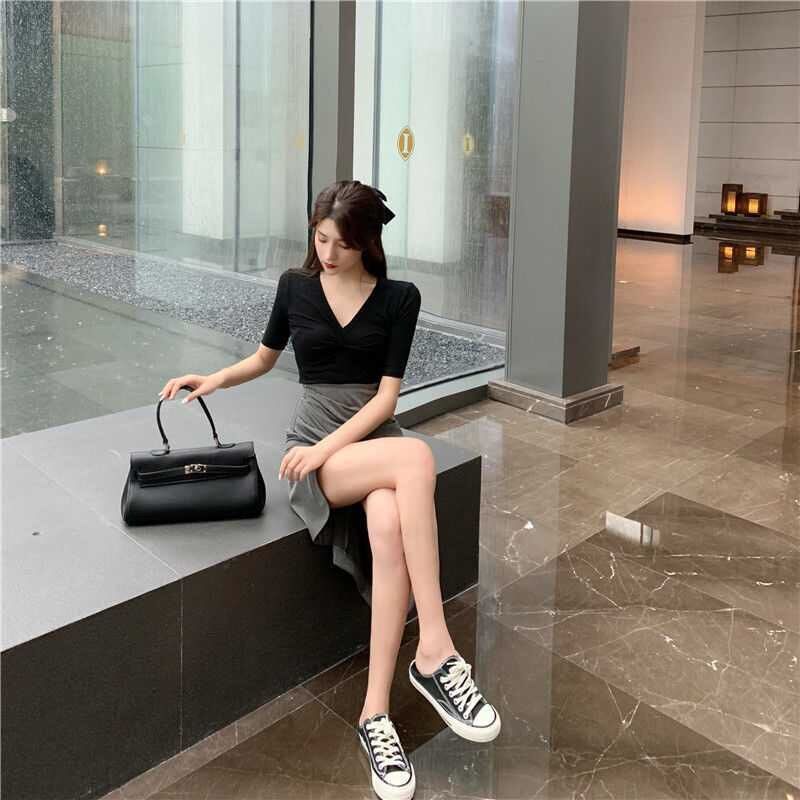 Váy công sở vạt chéo pha màu
