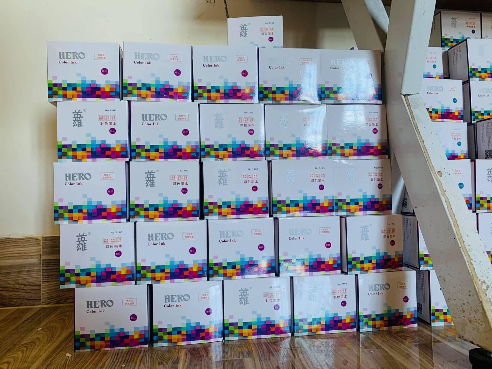 1 hộp mực Hero tím