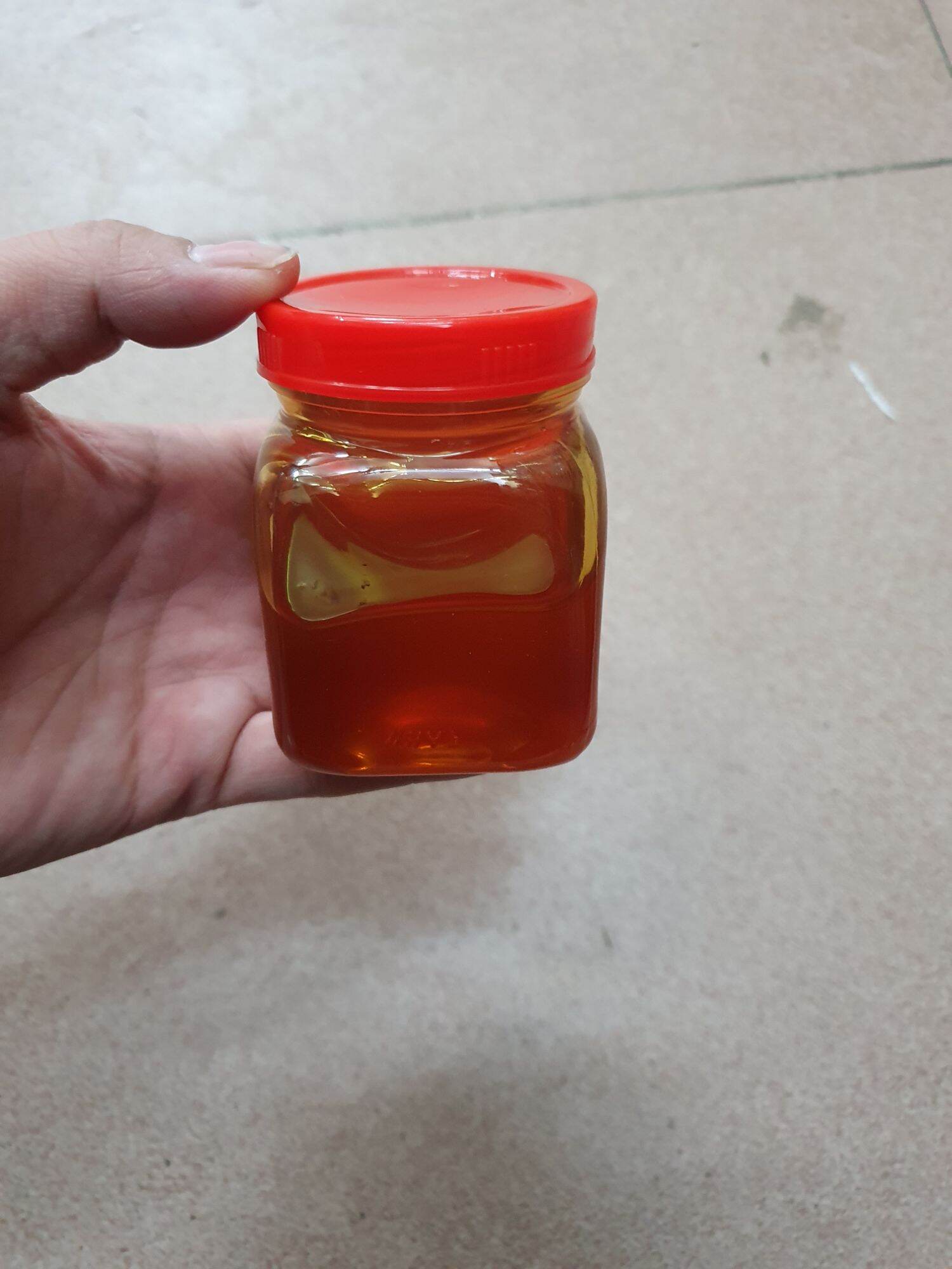 keo dán côn loa nhện loa màu vàng lọ 150ml