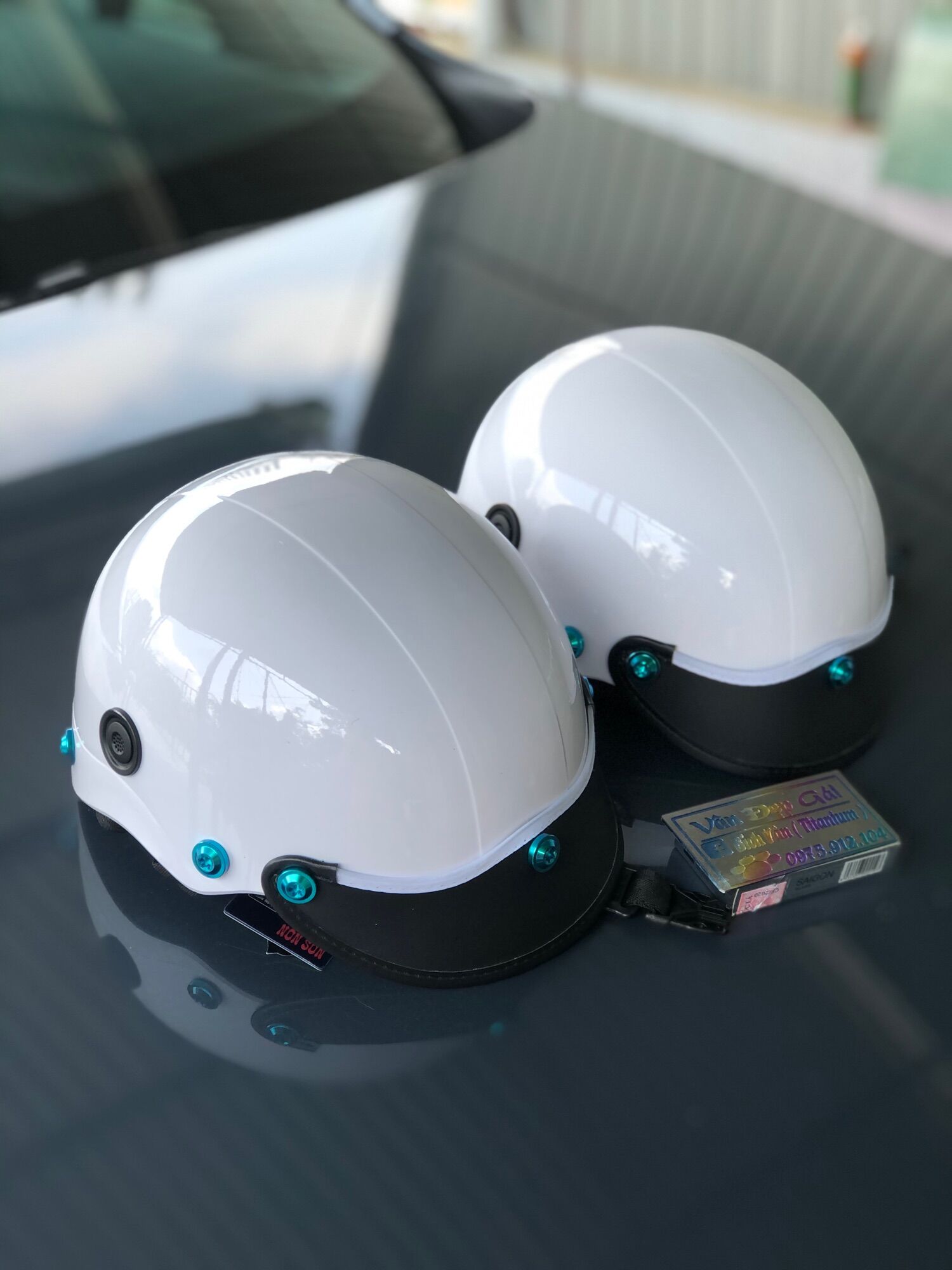 Nón bảo hiểm gắn full ốc titan