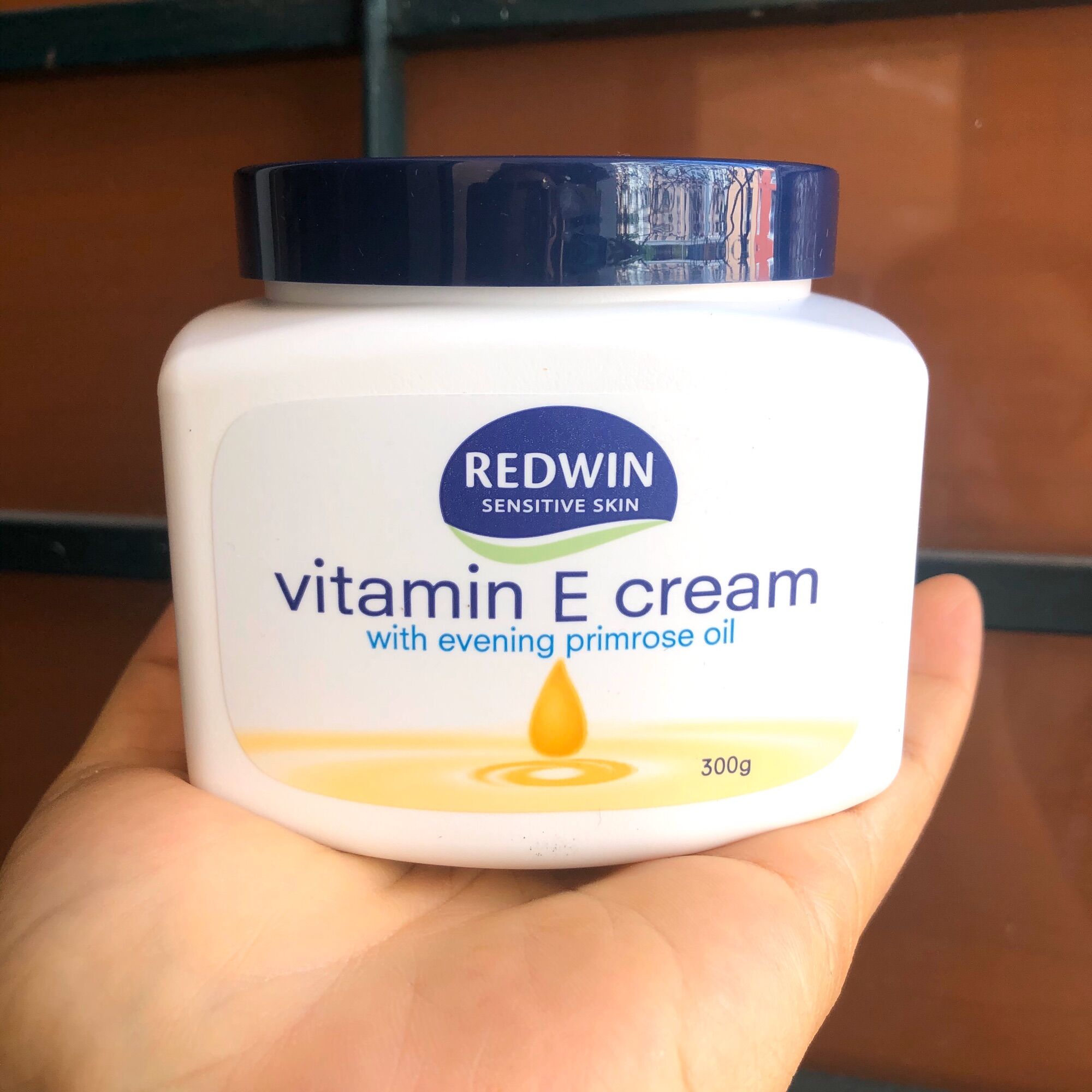 Kem dưỡng vitamin e redwin úc