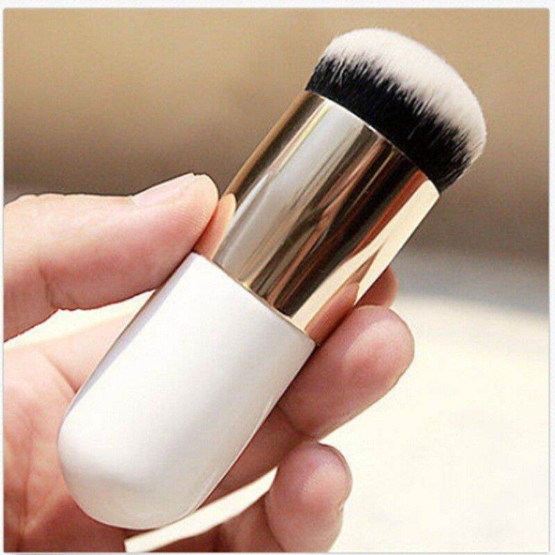 Cọ tán kem nền đầu tròn lông cừu.