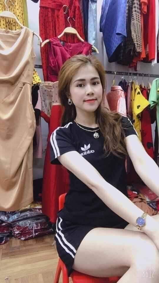 Bộ thể thao adidas