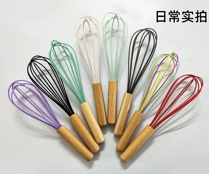 Phới đánh trứng tay gỗ nhiều màu