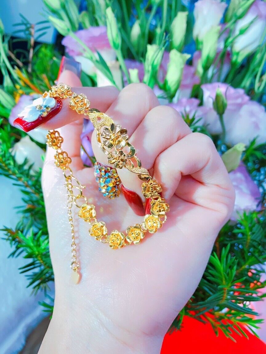 Lắc tay cưới mạ vàng 24k mẫu mới về