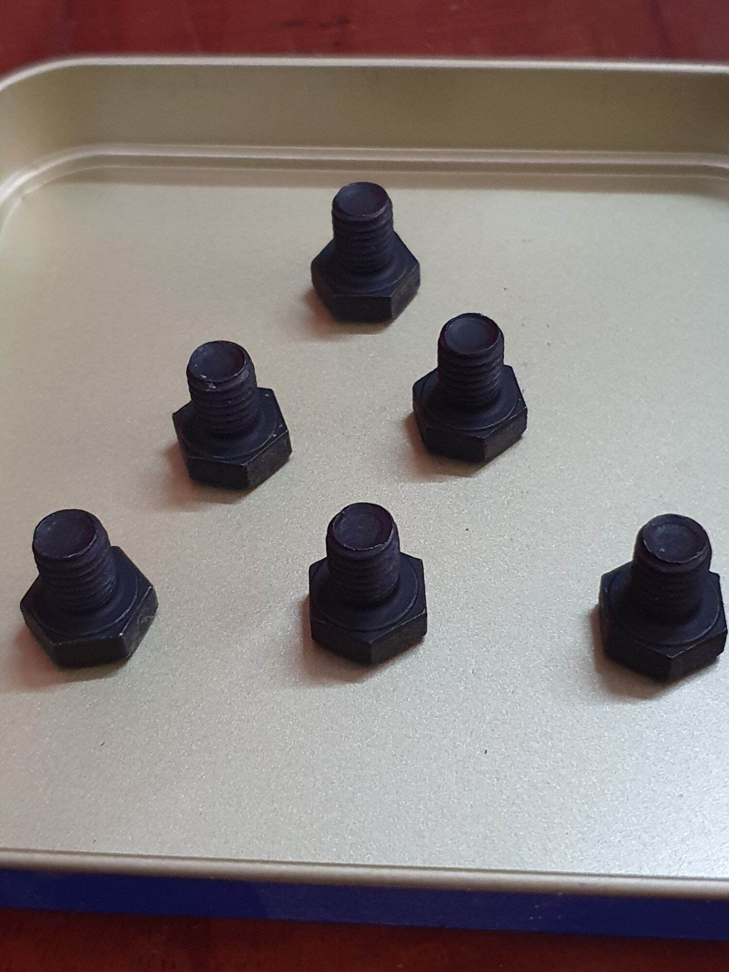Bộ ốc giữ lưỡi bào cho máy cuốn/liên hợp
