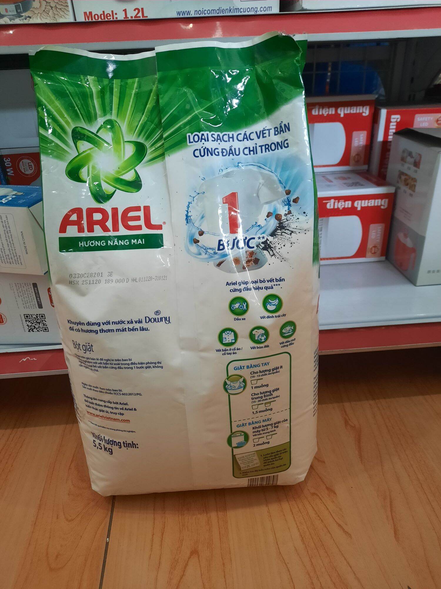 [HCM]BỘT GIẶT ARIEL SẠCH NHANH 5.5KG