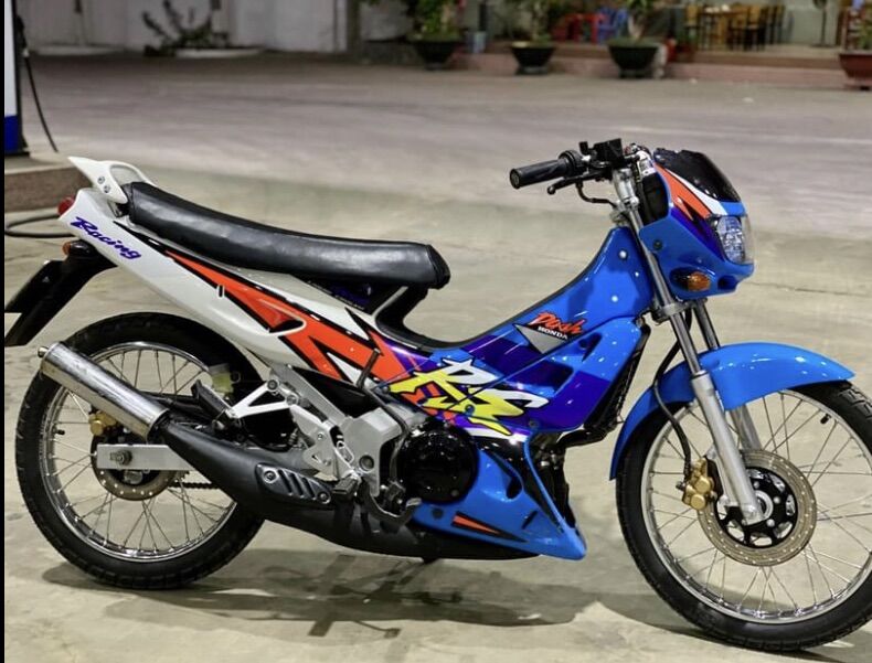 Nhựa ốp đầu Nova Dash đời 97 Thailand
