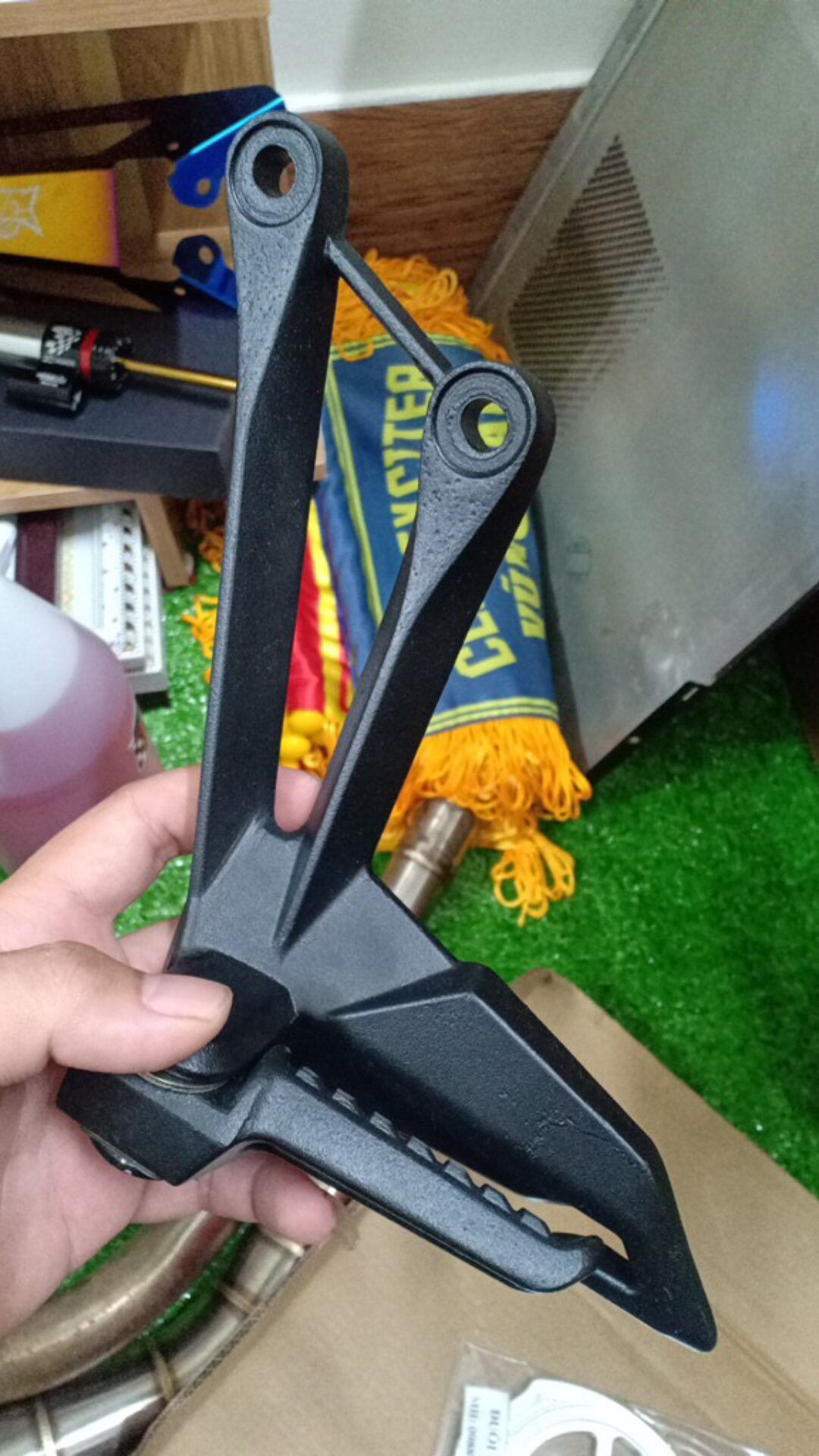 Gác Chân Z1000 Gắn EX150 Winner X