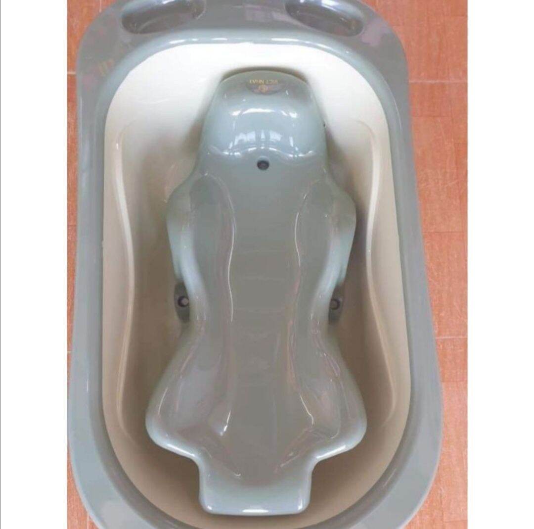 Chậu tắm có giá đỡ Việt Nhật. Hàng cao cấp. Kích thước 77 x 50 x 32cm.