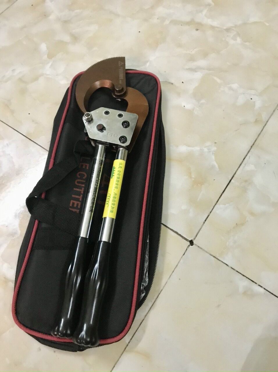 Kìm cắt cáp nhông J40 hàng tốt
