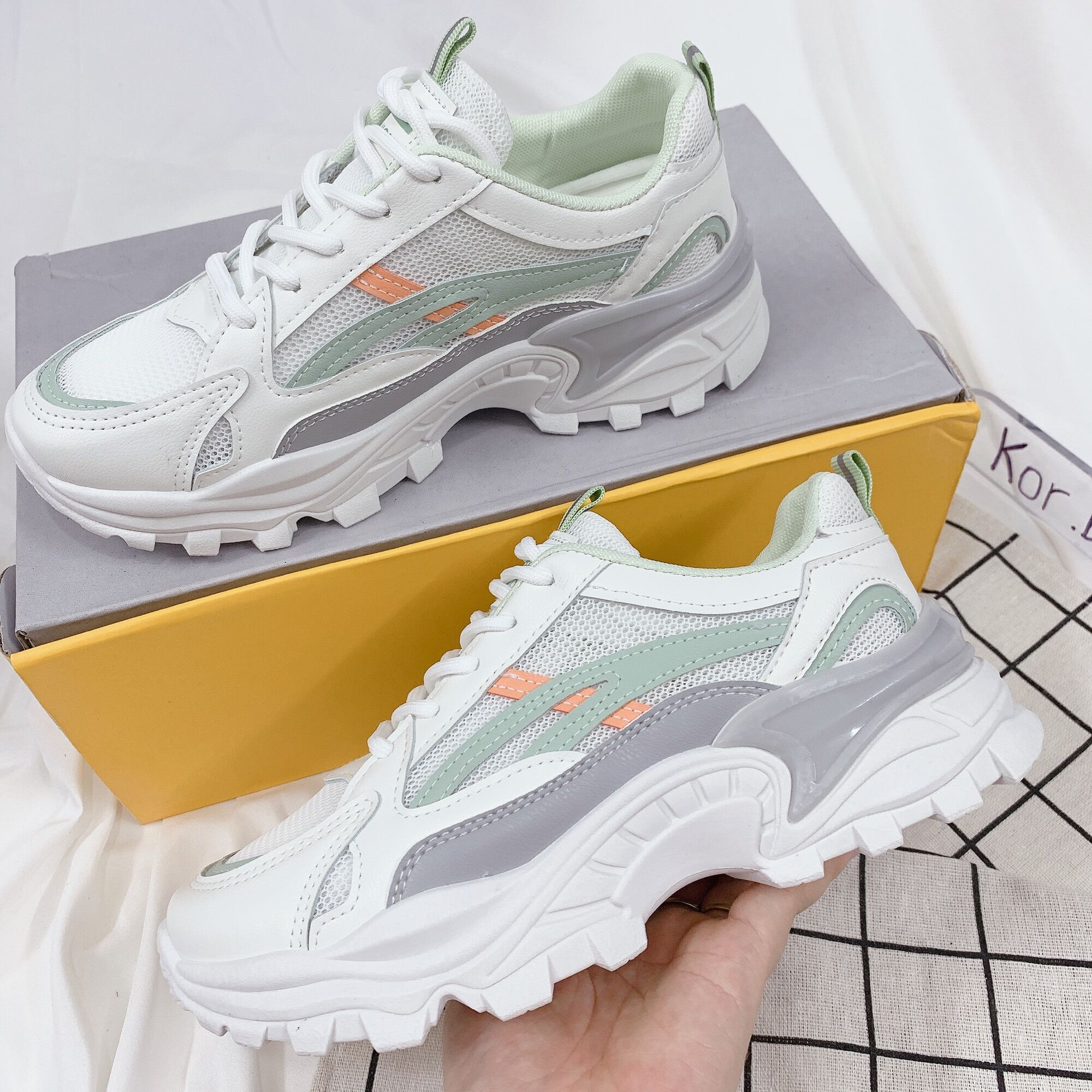 GIẦY THỂ THAO NỮ SNEAKER LƯỚI,TĂNG CHIỀU CAO THOÁNG KHÍ